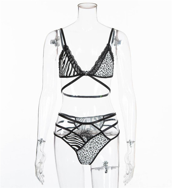 Állatmintás női fehérnemű szett fekete-fehér színben