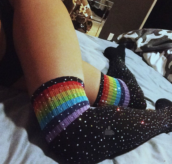 Női hosszú zokni fényes részecskékkel