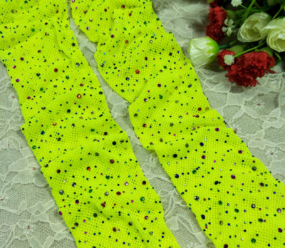 Γυναικεία καλσόν με λαμπερό αποτέλεσμα