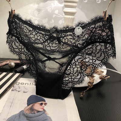 Női csipke bikinik keresztkötéssel