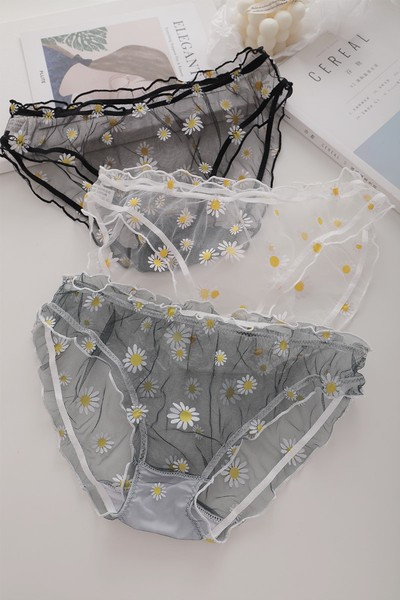 Három átlátszó női bikini készlet virágos motívumokkal