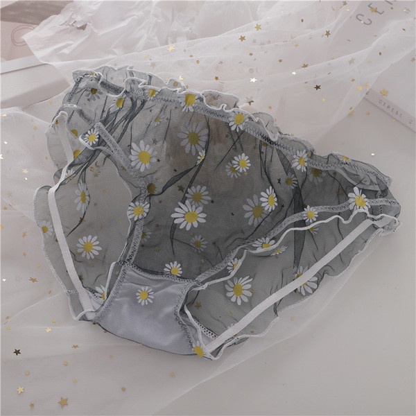 Három átlátszó női bikini készlet virágos motívumokkal