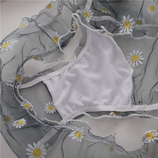 Három átlátszó női bikini készlet virágos motívumokkal