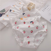 Γυναικεία μπικίνι με διαφορετική εκτύπωση - ένα σύνολο τριών κομματιών