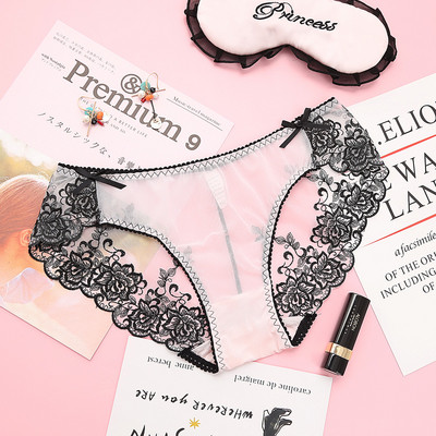 Νέο μοντέλο γυναικείου μπικίνι - με δαντέλα και κορδέλα