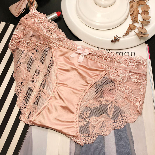 Γυναικεία δαντελένια μπικίνι με κορδέλα