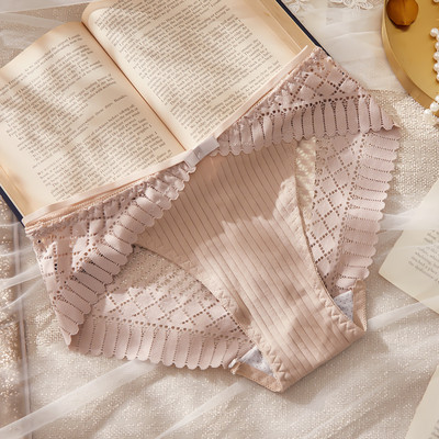 Új, alacsony derékú női bikini modell