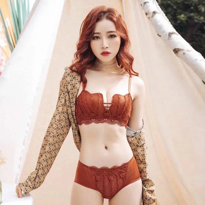 Női intim szett több színben csipkével