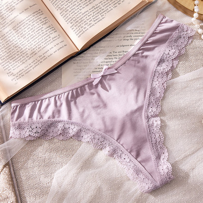 Νέο μοντέλο γυναικεία στρινγκ με δαντέλα και κορδέλα