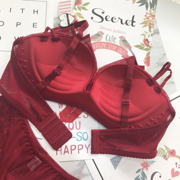 Modern női bikini és melltartó szett