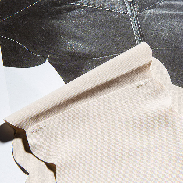 Varrat nélküli női bikini sima minta