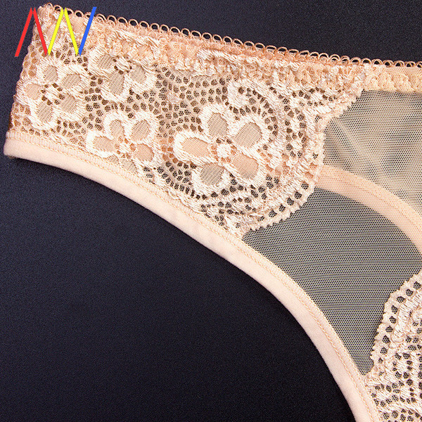 Γυναικεία στριγκ μπικίνι  μεδαντέλα