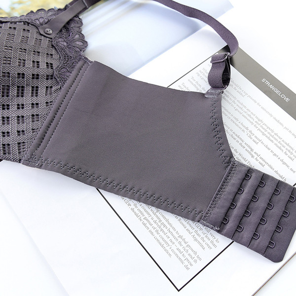 Új modell női melltartó gombokkal