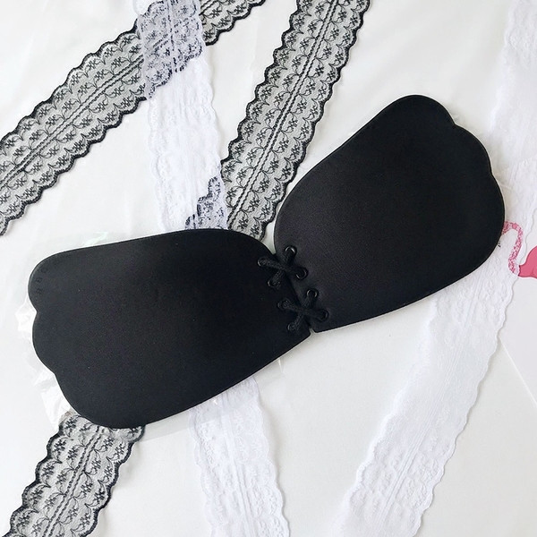 Αυτοκόλλητο γυναικείο σουτιέν με σταυρωτούς δεσμούς