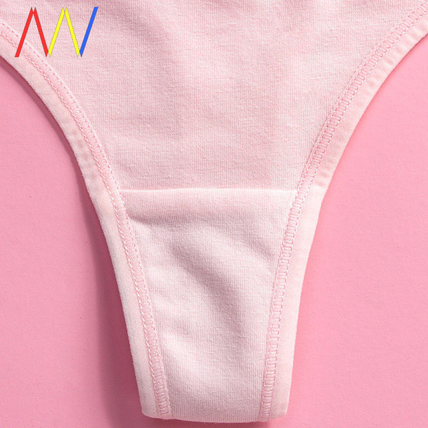 Γυναικεία στρινγκ με δαντέλα