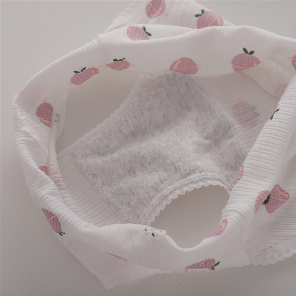 Μοντέρνα γυναικεία μπικίνι με έγχρωμη εκτύπωση - ένα σύνολο πέντε κομματιών