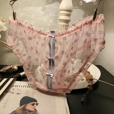 Női átlátszó bikini szalaggal a hátán