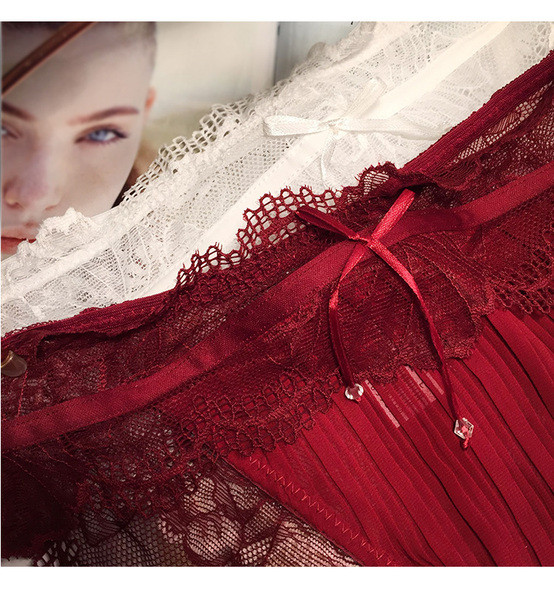 Γυναικείο μπικίνι με δαντέλα