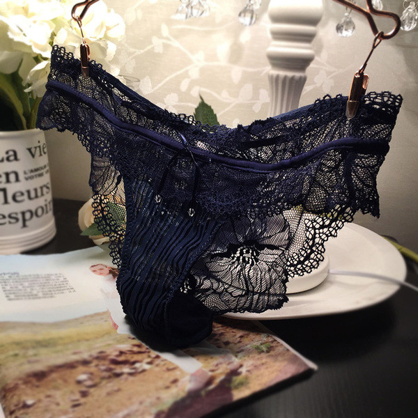 Γυναικείο μπικίνι με δαντέλα