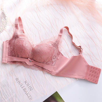 Μοντέρνο γυναικείο σουτιέν από δαντέλα με κορδέλα