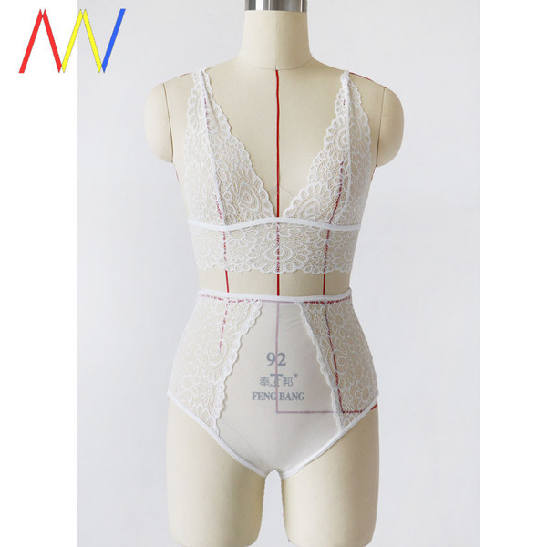 Γυναικεία δαντέλα σετ μπούυστάκι και μπόξερ