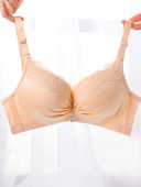 Új modell női melltartó csipkével és fém elemmel