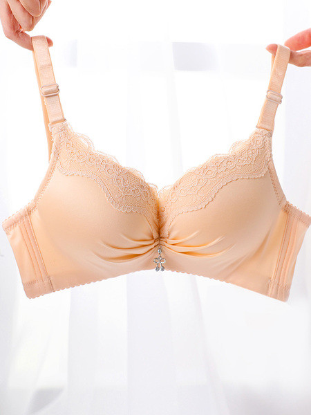 Νέο μοντέλο γυναικείο σουτιέν με δαντέλα και μεταλλικό στοιχείο