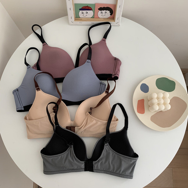 Γυναικείο σουτιέν με λαιμόκοψη - κλασικό μοντέλο