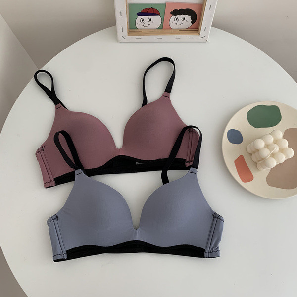 Γυναικείο σουτιέν με λαιμόκοψη - κλασικό μοντέλο