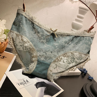 Δαντελωτό μπικίνι με πλέγμα και κορδέλα