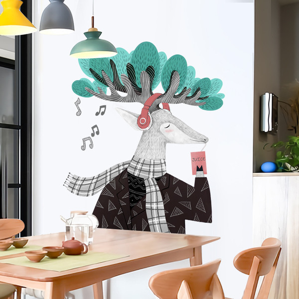 Fali dekoráció különféle elemekkel gyerekszobába