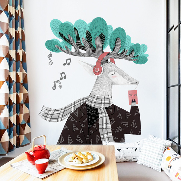 Fali dekoráció különféle elemekkel gyerekszobába