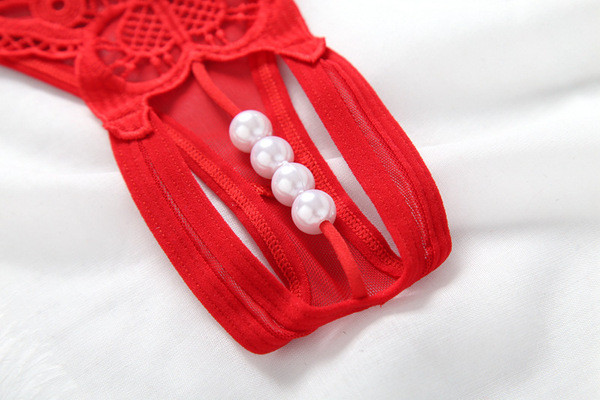 Μοντέρνα γυναικεία στρινγκ με πέρλες