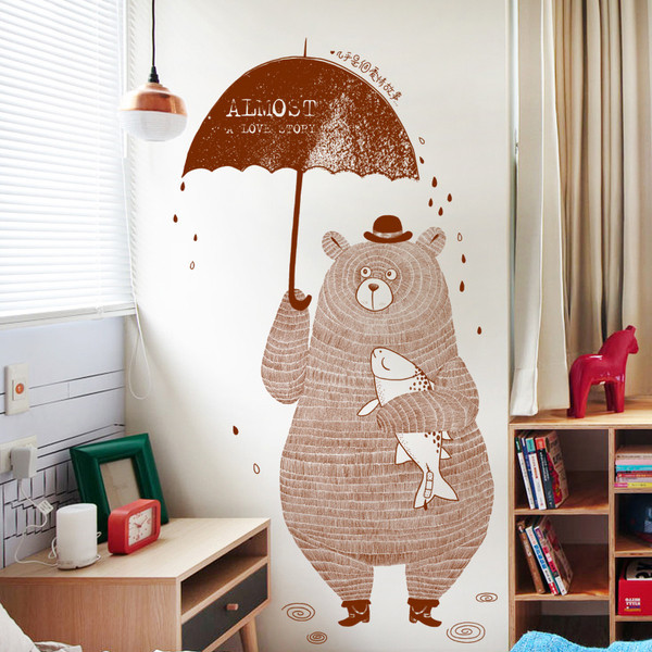 Falmatrica állatokkal és különféle elemekkel ellátott felirattal