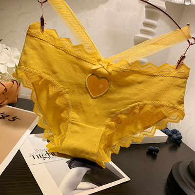 Γυναικείο μπικίνι με δαντέλα και  καρδιά