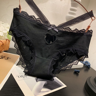 Γυναικείο μπικίνι με δαντέλα και  καρδιά