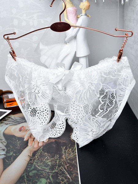 Γυναικεία δαντελένια  μπικίνι με άνιγμα και κορδέλα