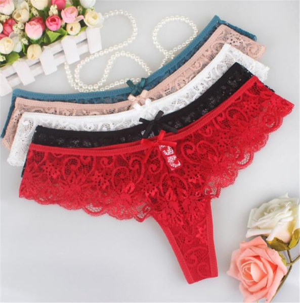 Női bikini típusú csipke tangák