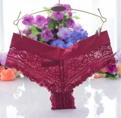 Lezser női bikini csipkéből