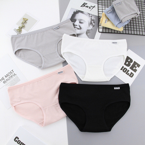 Σετ γυναικείων μπικίνι 4 τεμαχίων - κλασικό μοντέλο