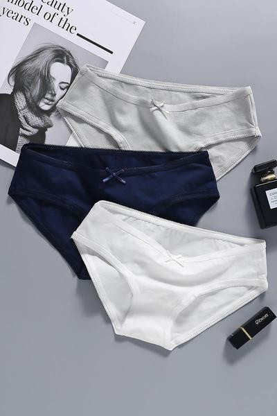 Σετ  από 4 γυναικεία μπικίνι με κορδέλα