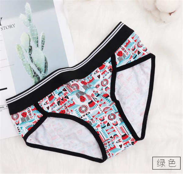 Lezser női bikini színes mintával