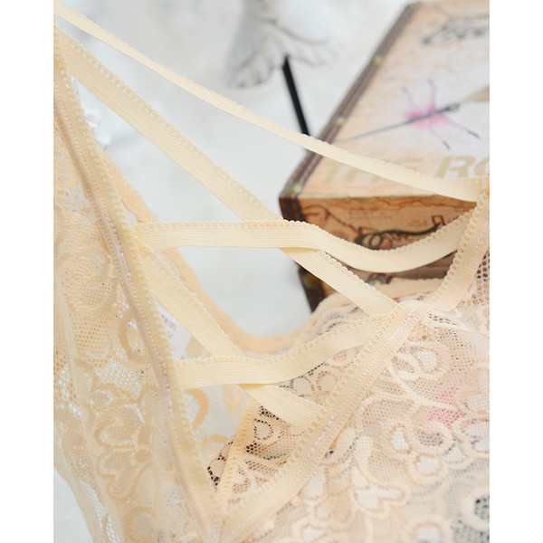 Γυναικεία δαντελένια  μπικίνι με ψηλή μέση