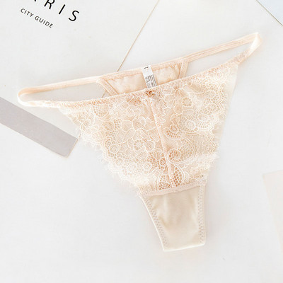 Μοντέρνα γυναικεία στρινγκ με δαντέλα και κορδέλα