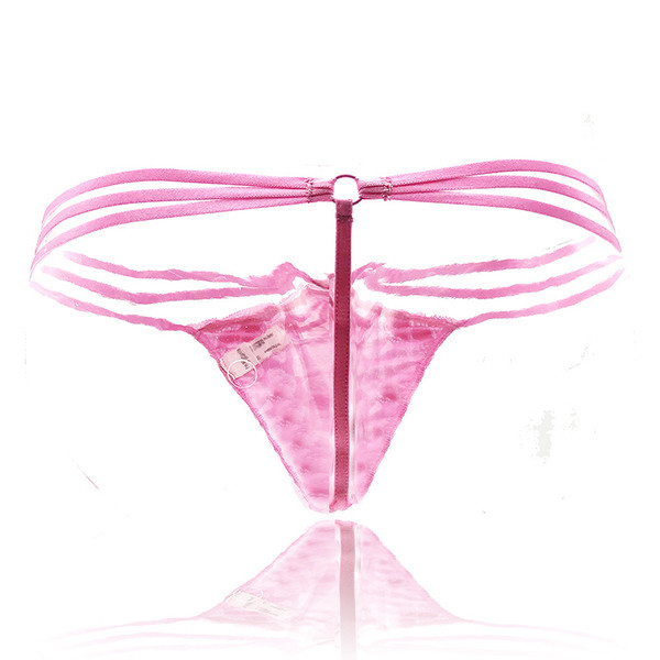 Aktuális női tangák csipkével