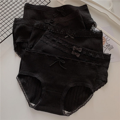 Öt fekete női bikini szett