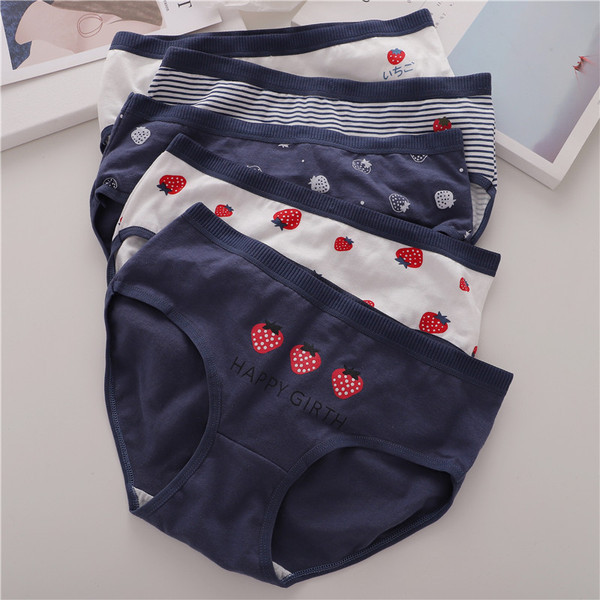 Öt darab pamut női bikini szett, rárakásokkal