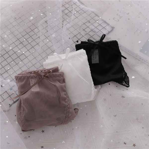 Három női bikini szett szalaggal