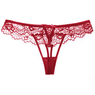 Aktuális női tangák hímzéssel