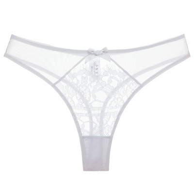 Aktuális női tangák hímzéssel